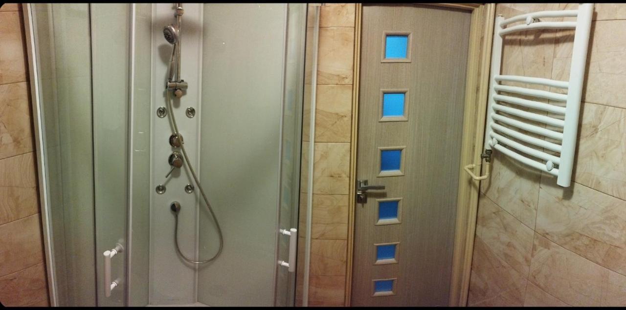 Apartament Przy Dworcu W Sanoku Exterior foto